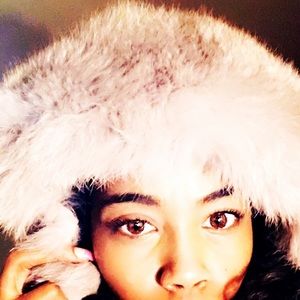 Meet your Posher, Lakeisha